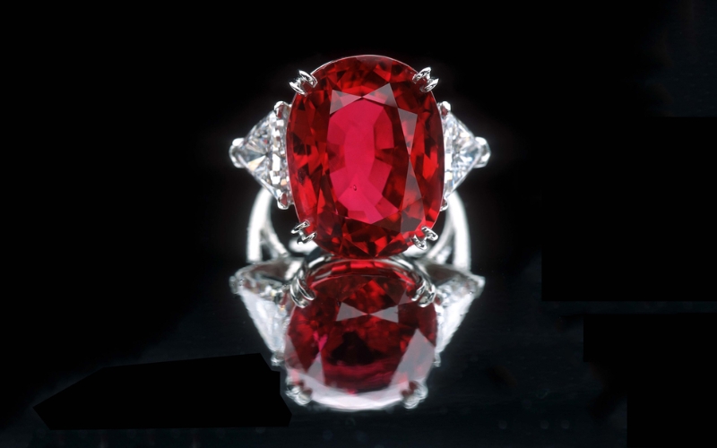 Ruby có phải là kim cương đỏ không