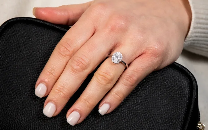 1 Carat là gì? Các yếu tố ảnh hưởng tới giá trị của kim cương